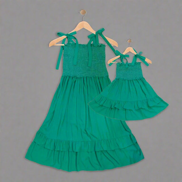 DAYTONA: emerald green smock dress