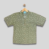 AXEL: kiwi green button down