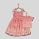 OSCAR: coral floral top